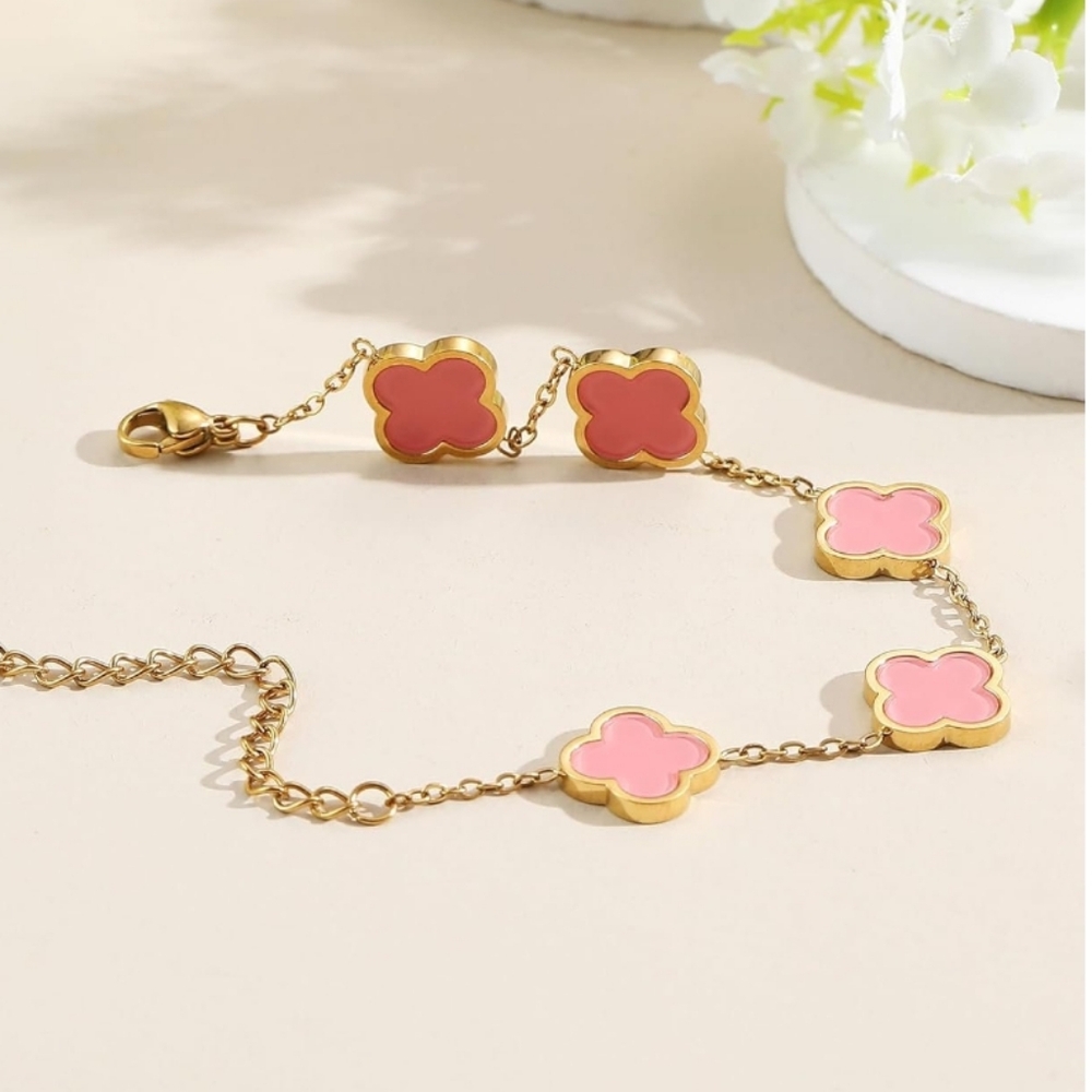 Gold and Pink Clover Bracelet